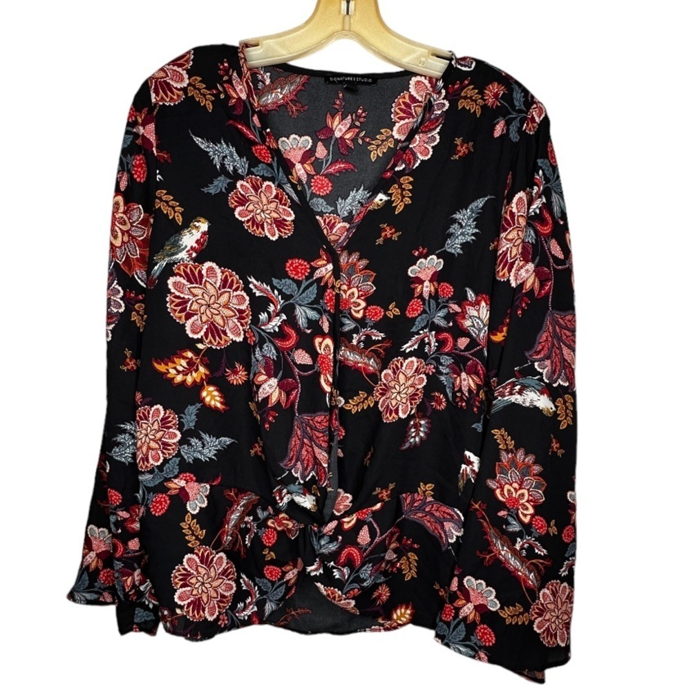Signature Studio Floral Blouse‎